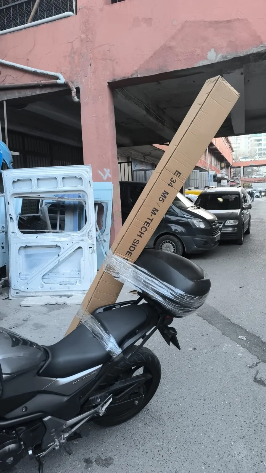 Zen Moto Kurye – İstanbul’un Tüm İlçelerinde Kurye Hizmeti